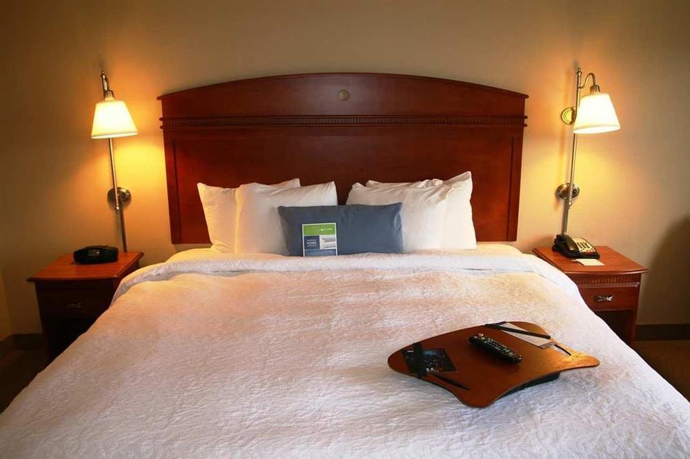 Hampton Inn & Suites Providence / Smithfield Oda fotoğraf
